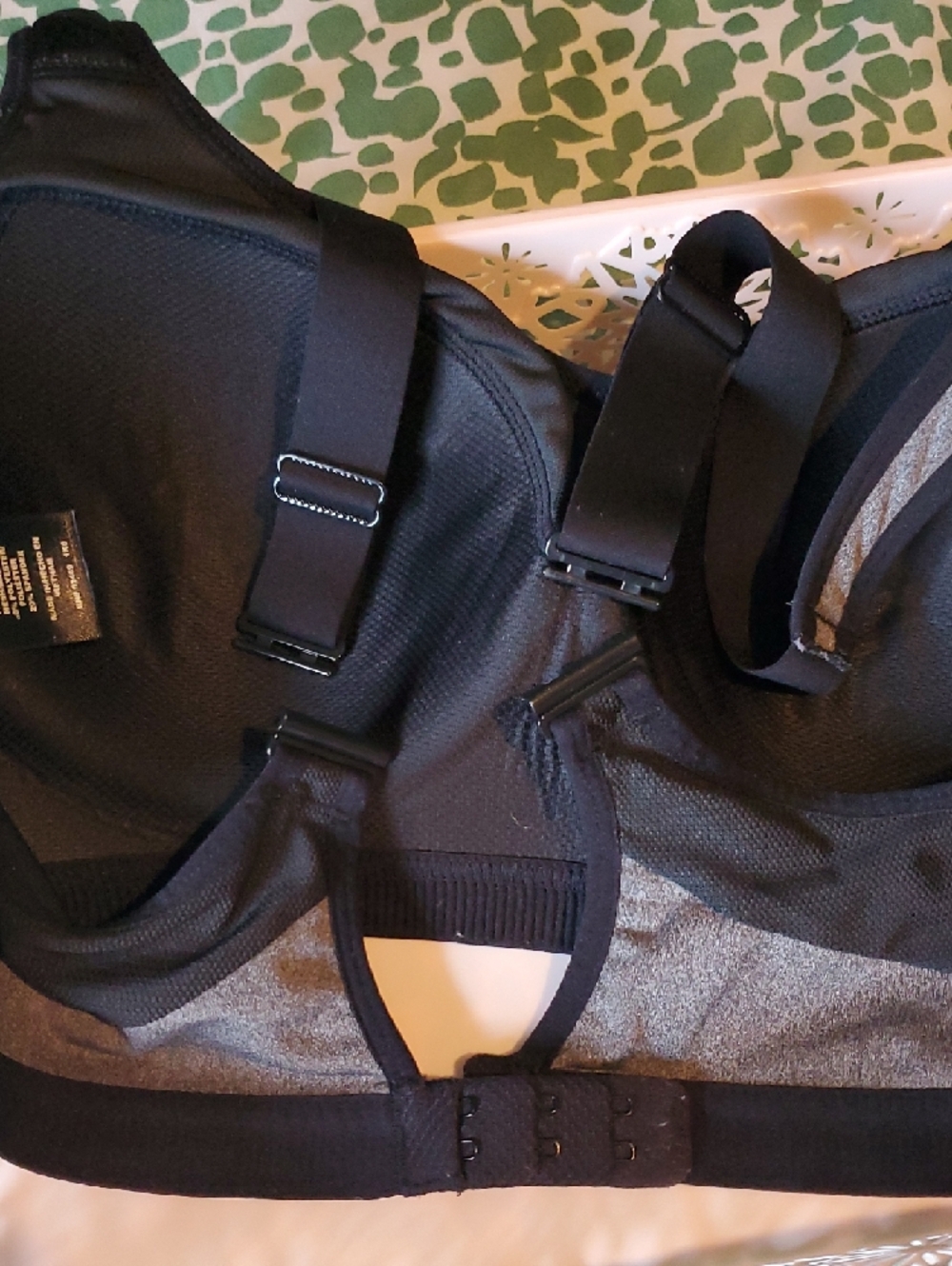 Avia Gray & Black Padded Wireless Sports Bra - Picture 7 of 7